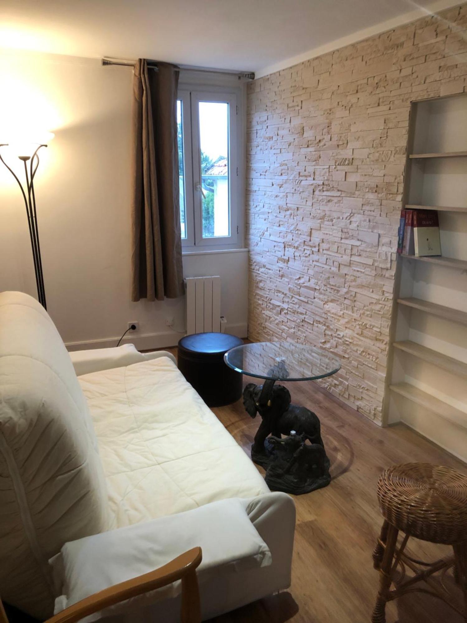 Gite Ancien Relais De Saint-Jacques La Roche-Guyon Εξωτερικό φωτογραφία