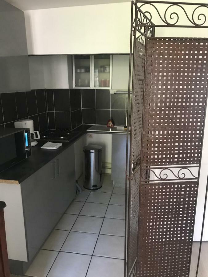 Gite Ancien Relais De Saint-Jacques La Roche-Guyon Εξωτερικό φωτογραφία