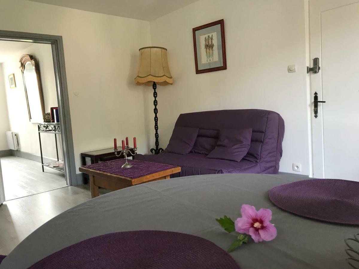 Gite Ancien Relais De Saint-Jacques La Roche-Guyon Εξωτερικό φωτογραφία